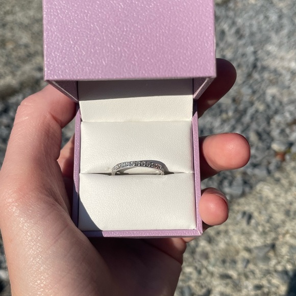 Diamond Ring - Picture 4 of 5